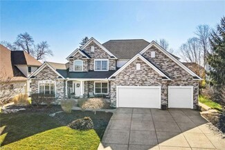 3407 Chadwick Dr, Uniontown, OH 44685