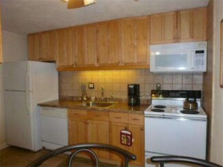 924 Main St Unit 10, Woburn, MA 01801