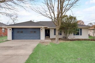 804 Maple St, Howe, TX 75459