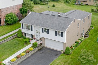 1836 Edward Dr, South Park, PA 15129