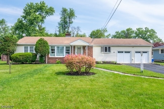 40 Bloomfield Ave, Pine Brook, NJ 07058