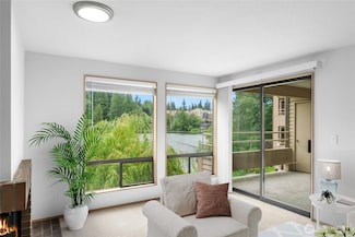 19528 Echo Lake Place N Unit B202, Shoreline, WA 98133