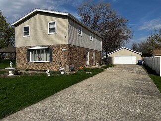 115 N Lavergne Ave, Northlake, IL 60164