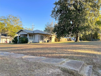 401 S 3rd St, Homer, LA 71040