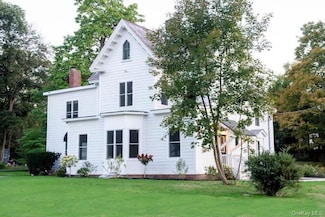 32 New York 343 Unit 6, Millbrook, NY 12545