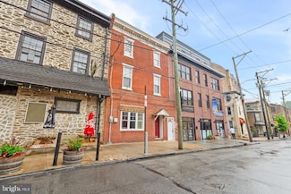 109 Cotton St, Philadelphia, PA 19127