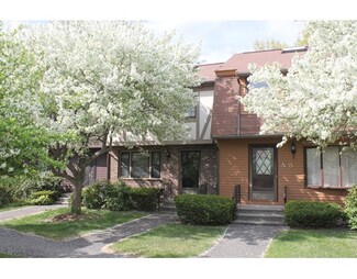 9 Scott Dr Unit A, Chelmsford, MA 01824