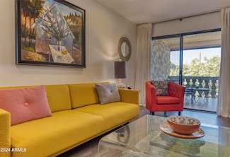 4950 N Miller Rd Unit 338, Scottsdale, AZ 85251