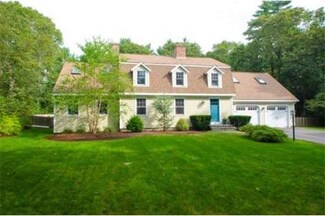 25 Tinkham Ln, Mattapoisett, MA 02739