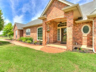 3801 SE 108th St, Moore, OK 73160