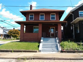 422 Charles St, Turtle Creek, PA 15145