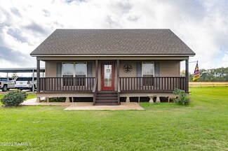 11317 Bamboo Rd, Abbeville, LA 70510