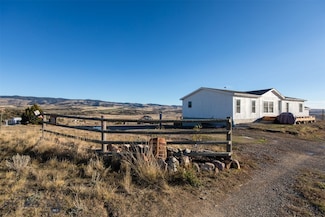 690 Missouri Overlook Ln, Three Forks, MT 59752