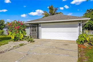 2315 54th Terrace SW, Naples, FL 34116