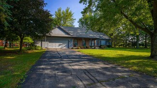 2128 W Maplewood Dr, Marion, IN 46952