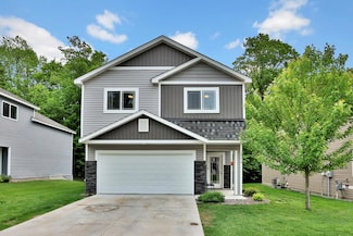 30619 Revere Ave, Shafer, MN 55074