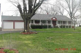 13665 Highway P, Windsor, MO 65360