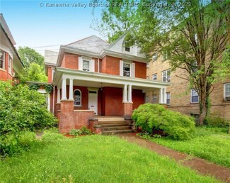 1504 Virginia St E, Charleston, WV 25311