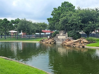 7107 Hollow Cedar Dr, Houston, TX 77049