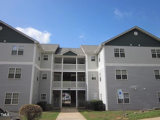 2000 University Woods Rd Unit 203, Raleigh, NC 27603