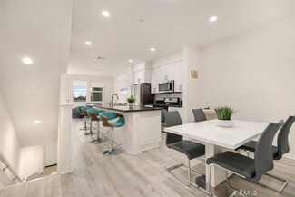 1561 W Walnut St Unit 53, Santa Ana, CA 92703