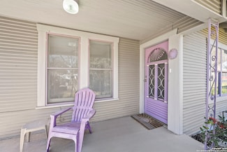 2022 Sacramento, San Antonio, TX 78201
