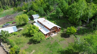 3115 Beardslee Rd, Kettle Falls, WA 99141