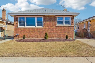 4849 N Mont Clare Ave, Chicago, IL 60656