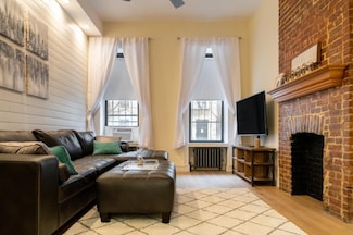344 E 58th St Unit A, New York, NY 10022