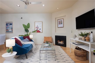 640 W 4th St Unit 316, Long Beach, CA 90802