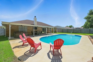1510 Sandcliff Dr, Pensacola, FL 32507