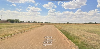 208 15th St, Hale Center, TX 79041