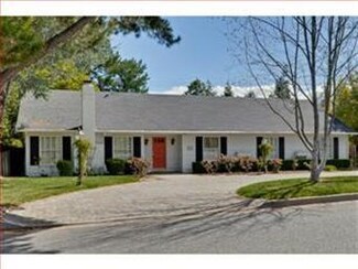 13522 Debbie Ln, Saratoga, CA 95070