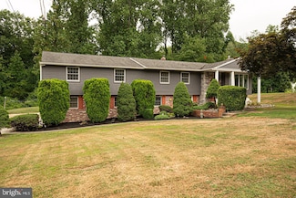 8 Devon Ln, Media, PA 19063