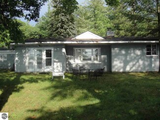 3732 E Cedar Lake Dr, Greenbush, MI 48738