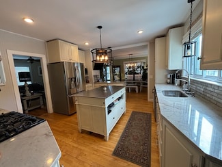 180 Ludlow St, Worcester, MA 01603