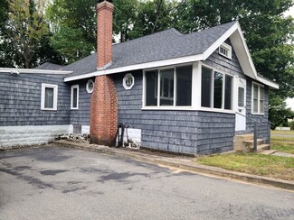 883 Pleasant St, Brockton, MA 02301