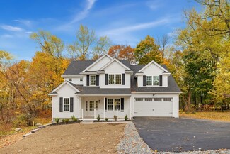 13 Cliftondale Ave, Saugus, MA 01906