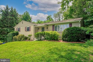 1024 Serpentine Ln, Wyncote, PA 19095