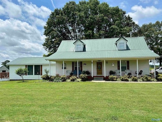 3305 Hustleville Rd, Albertville, AL 35951