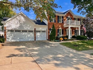 411 Oriole Hill Ct, Grover, MO 63040