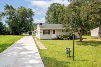 4090 Watkins Rd, Norton, OH 44203