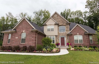 23 Medford Hill Dr, Metamora, MI 48455