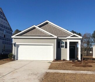 272 Watersglen Dr, Moncks Corner, SC 29461