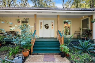 435 Pecan Dr, Saint Gabriel, LA 70776