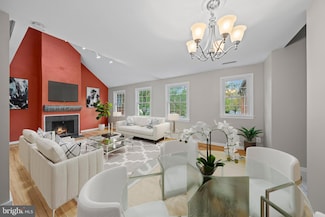 2214 Washington Ave Unit 204, Silver Spring, MD 20910
