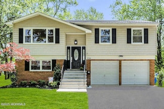 330 Broad St, Eatontown, NJ 07724