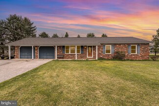 4211 Admire Rd, Dover, PA 17315