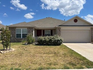 212 Klare Ct, Newcastle, OK 73065