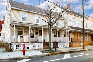 62 Crosswicks St, Bordentown, NJ 08505